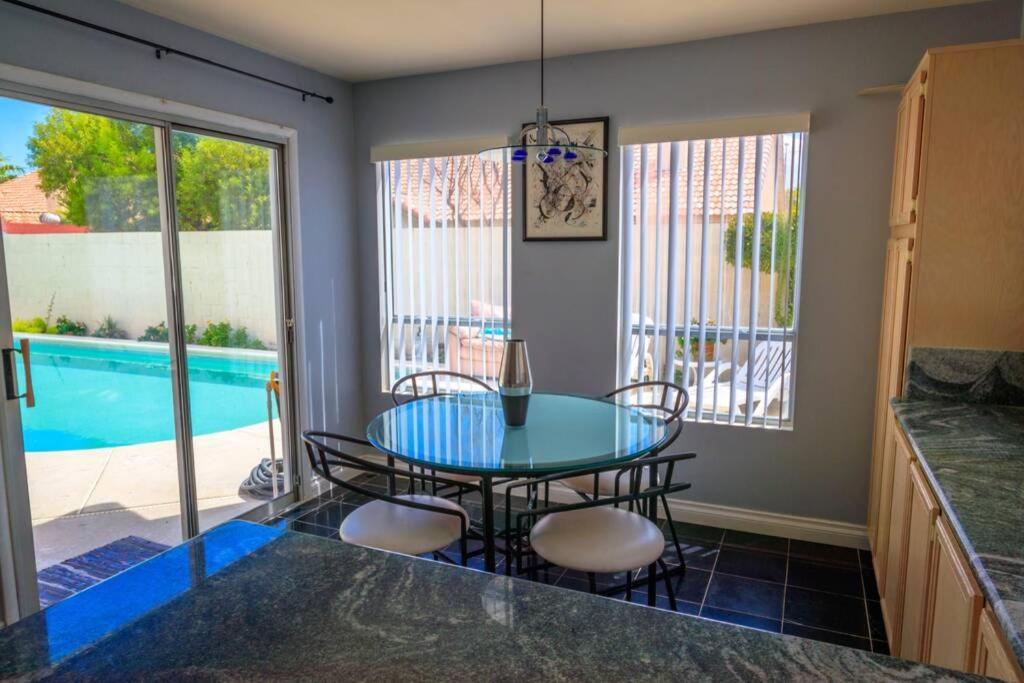 Luxury 1900 Sq Ft House Huge 46 Ft Pool & Hot Spa Las Vegas Exterior foto