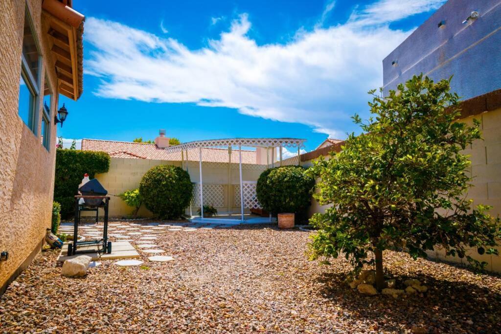 Luxury 1900 Sq Ft House Huge 46 Ft Pool & Hot Spa Las Vegas Exterior foto