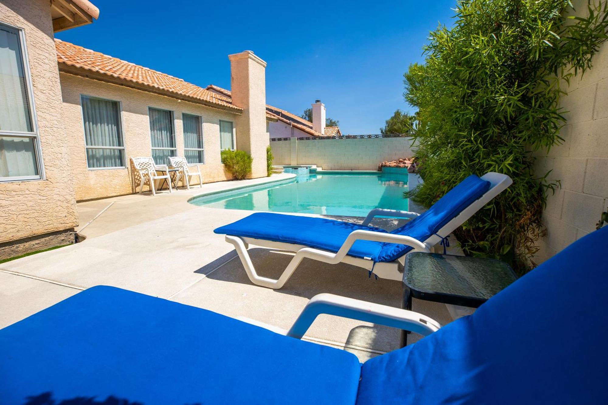 Luxury 1900 Sq Ft House Huge 46 Ft Pool & Hot Spa Las Vegas Exterior foto